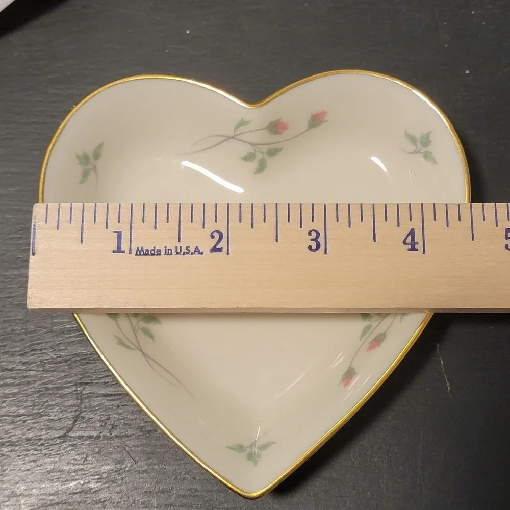 Lenox Rose Manor White Gold Floral Porcelain Heart Shaped‎ Trinket Dish